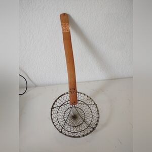 Chinese Strainer 13" Vintage Kee Lee Co Hong Kong Skimmer Bamboo Fry Basket